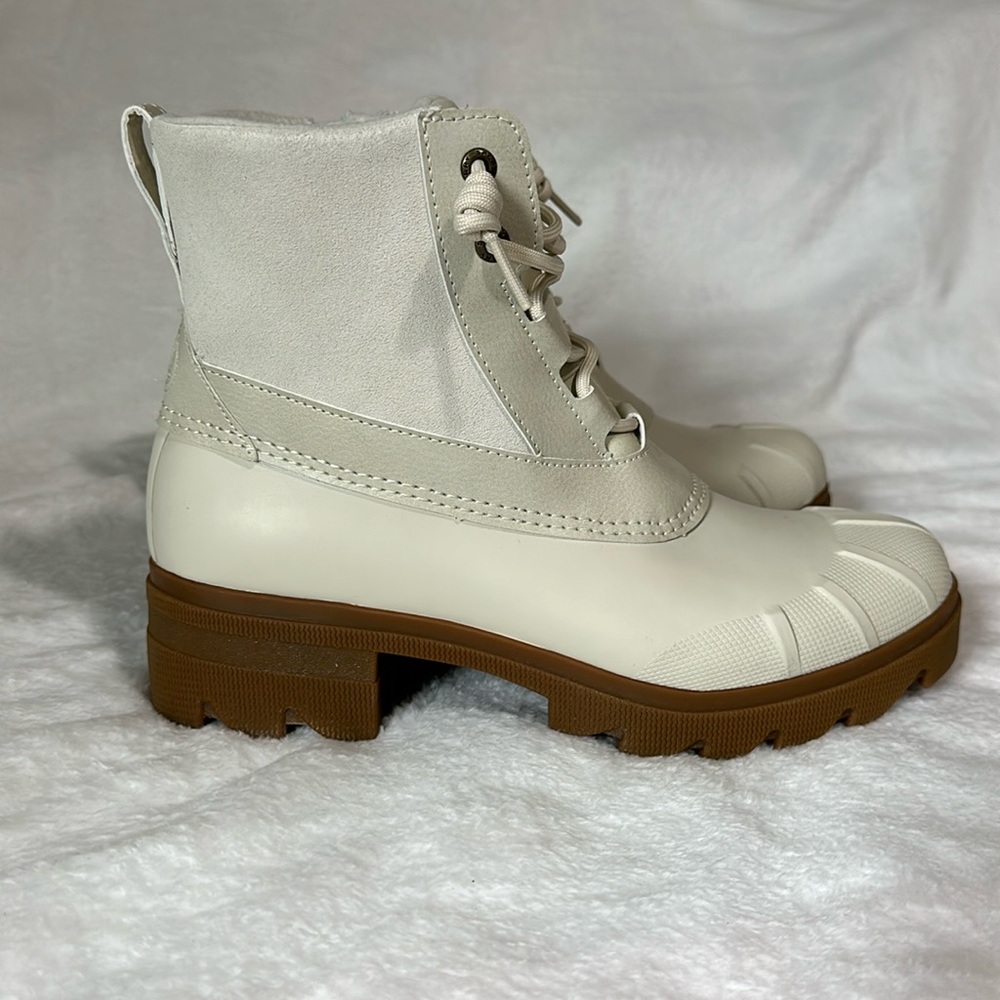 Women’s Sperry Syren Ascend in Cream Size 8.5